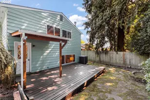 9110 SW Pinebrook St, Tigard, OR 97224 - Photo 24
