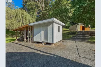 96258 Coos Sumner Ln, Coos Bay, OR 97420 - Photo 12