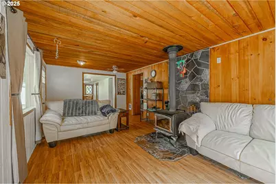 96258 Coos Sumner Ln, Coos Bay, OR 97420 - Photo 24