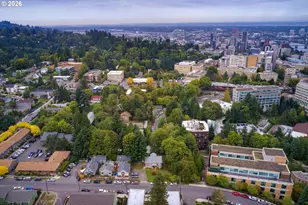 909 SW Gaines St, Portland, OR 97239 - Photo 16