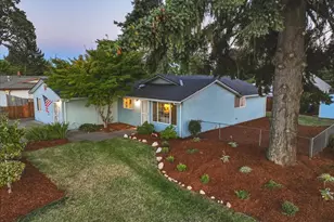 1531 S Dogwood St, Cornelius, OR 97113 - Photo 2