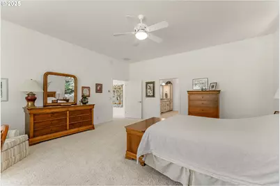 558 Wulff Ln, Roseburg, OR 97471 - Photo 18