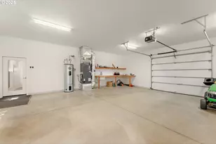 558 Wulff Ln, Roseburg, OR 97471 - Photo 28