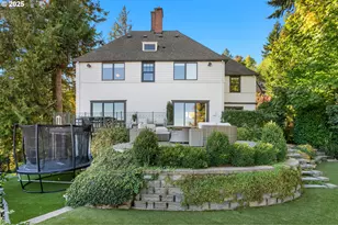 2933 SW Fairview Blvd, Portland, OR 97205 - Photo 40