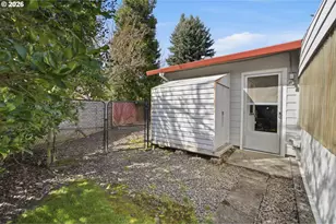 1986 SW Tamarack St, McMinnville, OR 97128 - Photo 28