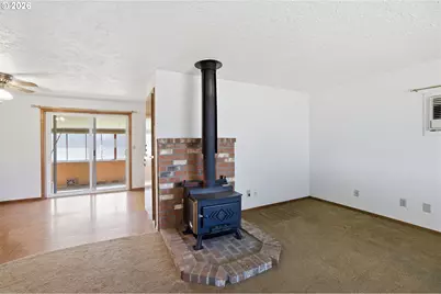 1986 SW Tamarack St, McMinnville, OR 97128 - Photo 14