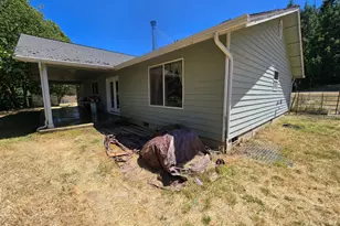 2157 Ferguson Ln, Days Creek, OR 97429 - Photo 6