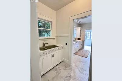 9115 N Portsmouth Ave, Portland, OR 97203 - Photo 10