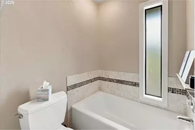 2461 Park Hill Dr, Longview, WA 98632 - Photo 18