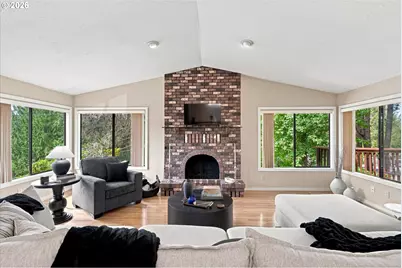 2461 Park Hill Dr, Longview, WA 98632 - Photo 2
