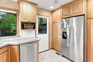 2461 Park Hill Dr, Longview, WA 98632 - Photo 12