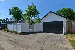 6302 N Kerby Ave, Portland, OR 97217 - Photo 36