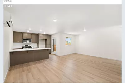 6003 NE 70th St, Vancouver, WA 98661 - Photo 4