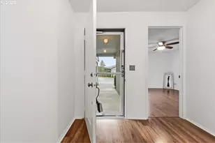 13102 NW 8th Way, Vancouver, WA 98685 - Photo 6