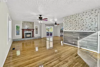 625 NE 6th Ave, Estacada, OR 97023 - Photo 6