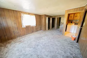 26475 SE Hwy 224, Eagle Creek, OR 97022 - Photo 10