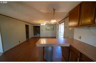 26475 SE Hwy 224, Eagle Creek, OR 97022 - Photo 2