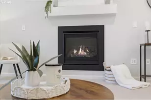 1434 Gladiola Dr, Junction City, OR 97448 - Photo 8