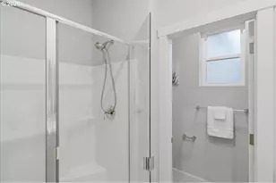 1434 Gladiola Dr, Junction City, OR 97448 - Photo 30