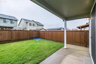 1434 Gladiola Dr, Junction City, OR 97448 - Photo 38