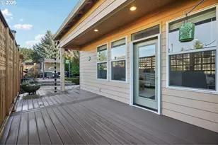 13728 SW 159th Terrace, Portland, OR 97223 - Photo 32