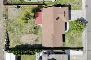 825 W Division Ave, Hermiston, OR 97838 - Photo 20