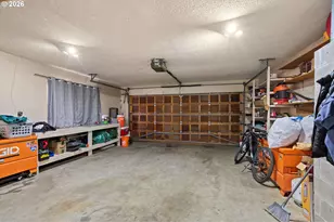 825 W Division Ave, Hermiston, OR 97838 - Photo 28
