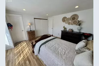 825 W Division Ave, Hermiston, OR 97838 - Photo 12