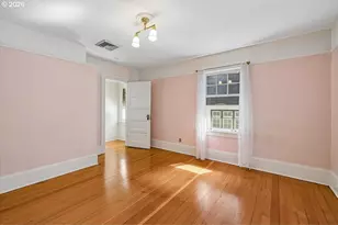 2352 SW Market St Dr, Portland, OR 97201 - Photo 26