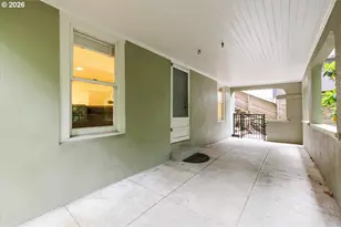 2352 SW Market St Dr, Portland, OR 97201 - Photo 46