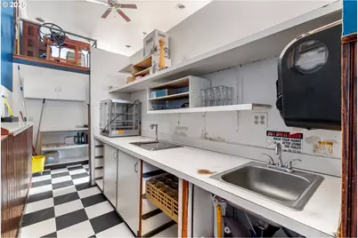 205 Court St, The Dalles, OR 97058 - Photo 18