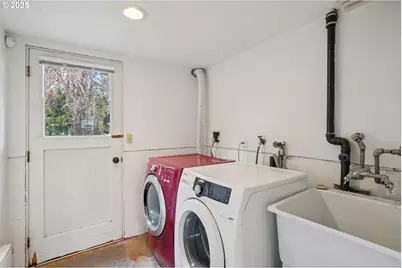 3425 SE 159th Ave, Portland, OR 97236 - Photo 18