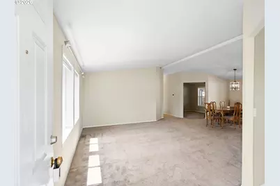13640 SE Highway 212 #8, Clackamas, OR 97015 - Photo 4