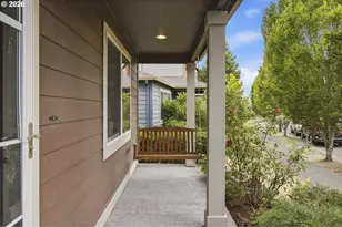 879 SW Windrose Terrace, Beaverton, OR 97003 - Photo 4
