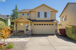 420 Backwater Loop, Sutherlin, OR 97479 - Photo 2