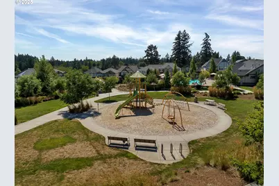 13877 SW Sabrina Ave, Tigard, OR 97140 - Photo 32