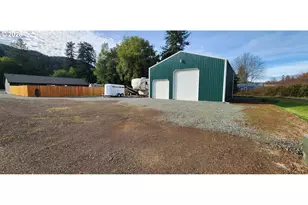 95779 Saunders Creek Rd, Gold Beach, OR 97444 - Photo 32