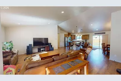 95779 Saunders Creek Rd, Gold Beach, OR 97444 - Photo 12