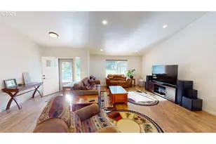 95779 Saunders Creek Rd, Gold Beach, OR 97444 - Photo 10