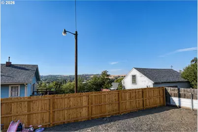 724 SW 3rd St, Pendleton, OR 97801 - Photo 12