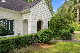 245 SW Birdshill Rd, Portland, OR 97219 - Photo 8