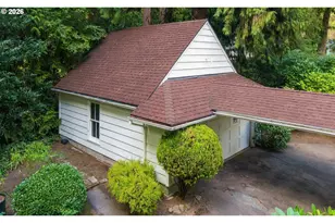 245 SW Birdshill Rd, Portland, OR 97219 - Photo 20