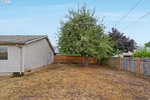 9339 SE Madison St, Portland, OR 97216 - Photo 40