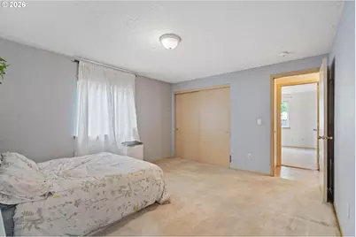 9339 SE Madison St, Portland, OR 97216 - Photo 6