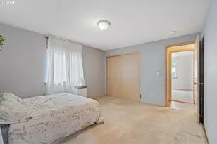 9339 SE Madison St, Portland, OR 97216 - Photo 6