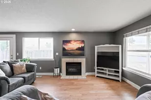 9339 SE Madison St, Portland, OR 97216 - Photo 16