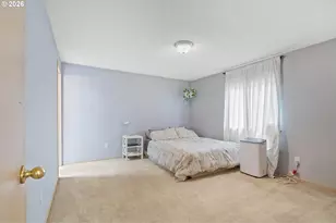 9339 SE Madison St, Portland, OR 97216 - Photo 28