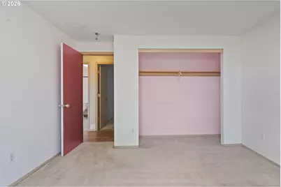 9339 SE Madison St, Portland, OR 97216 - Photo 32