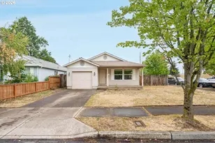 9339 SE Madison St, Portland, OR 97216 - Photo 12