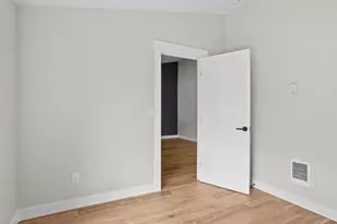 15910 SE 4th St, Vancouver, WA 98684 - Photo 10